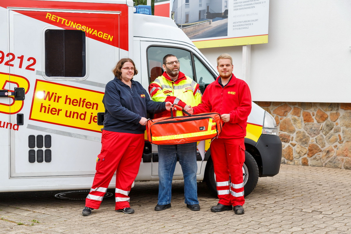 20180518 Fahrzeugübergabe Bückeburg 42.jpg