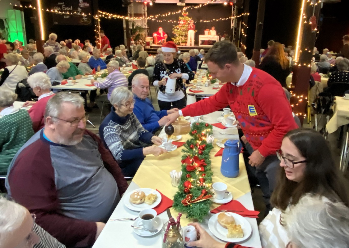 20251214 ASB-Seniorenweihnachtsfeier 06.jpg