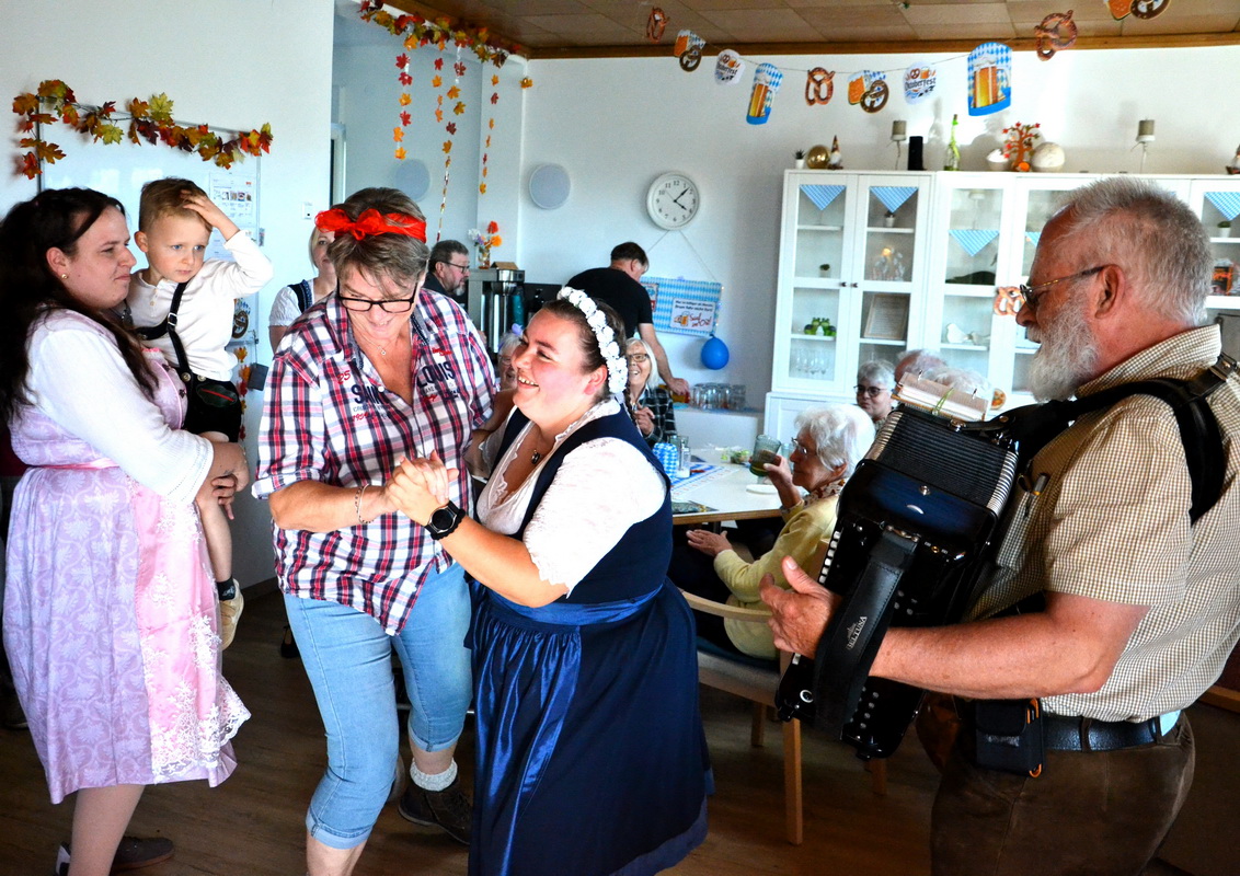 20260925 Oktoberfest TP-Polle 09.jpg