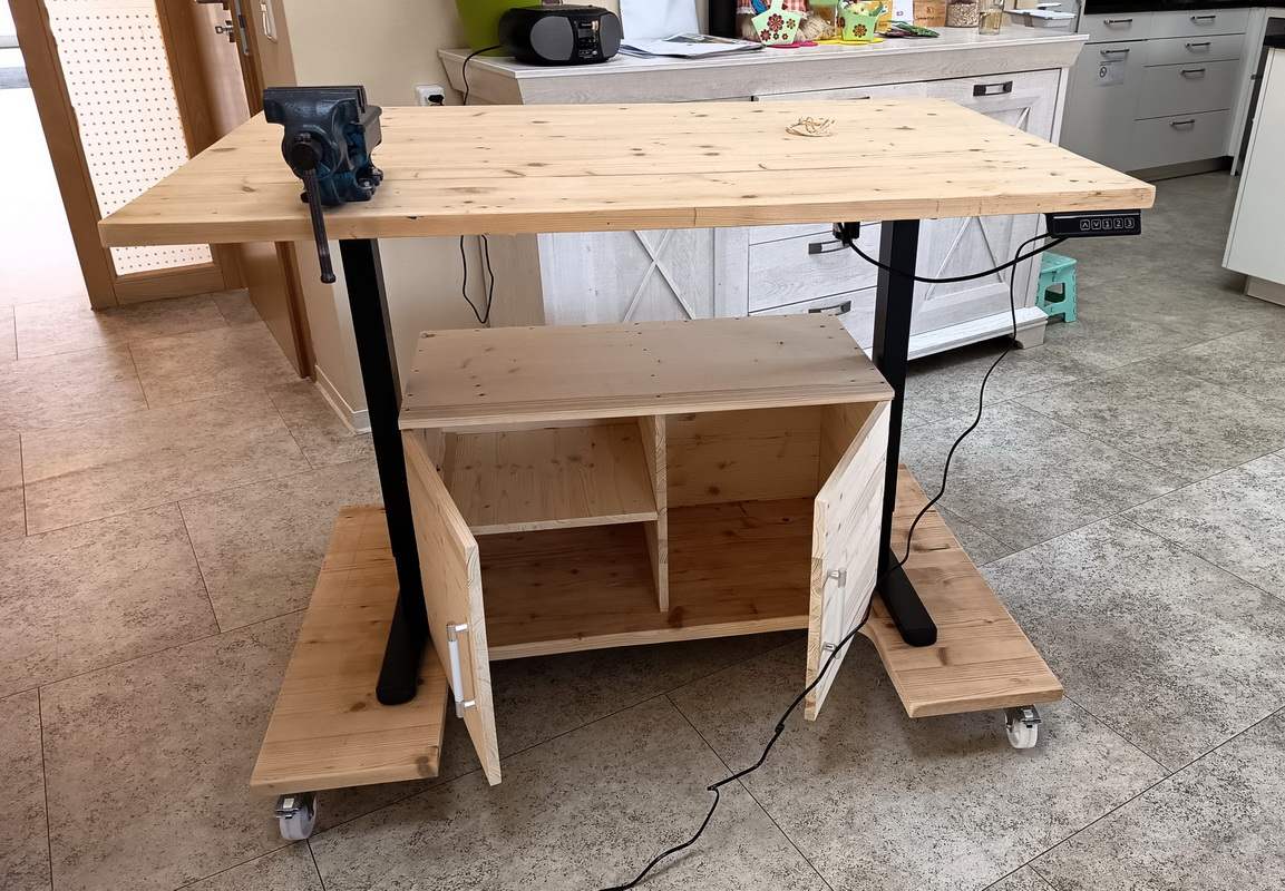 20260401 TP Bückeburg Mobile Werkbank 05.jpg