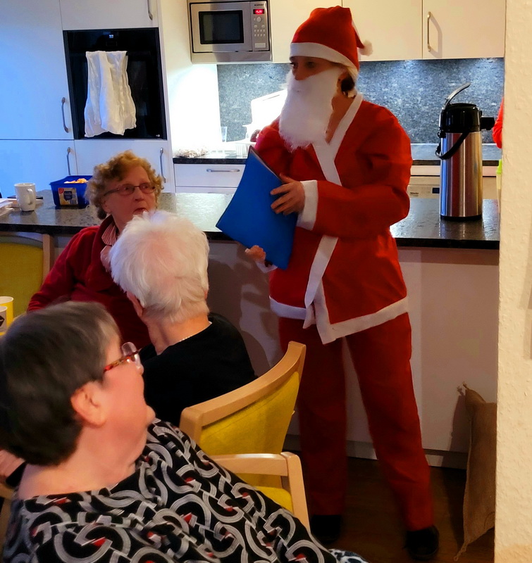 20251220 Weihnachtsfeier mit viel Herzlichkeit 01.jpg