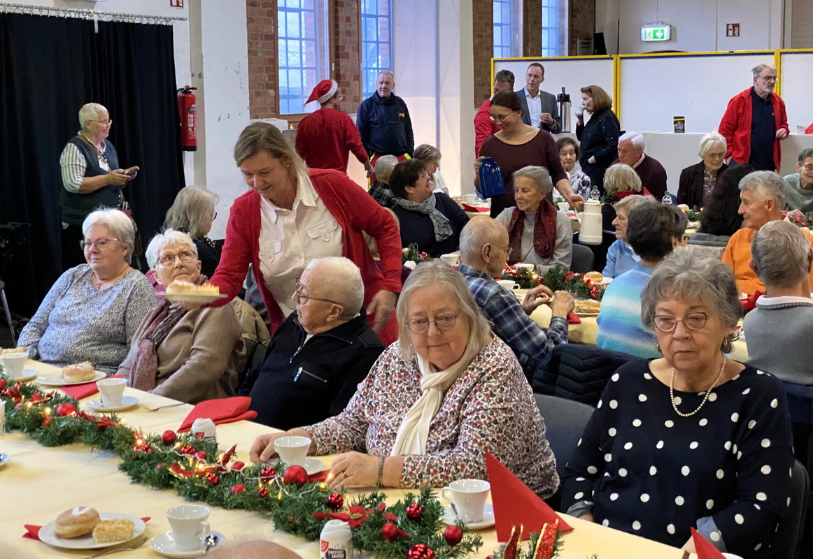 20251214 ASB-Seniorenweihnachtsfeier 04.jpg