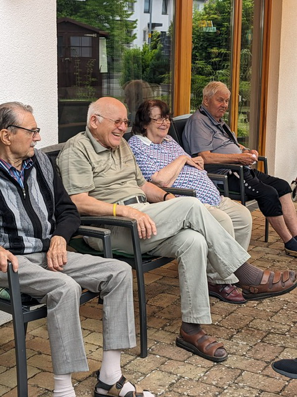 20230714_TP-Egestorf_Hühner-Besuch_12.JPG