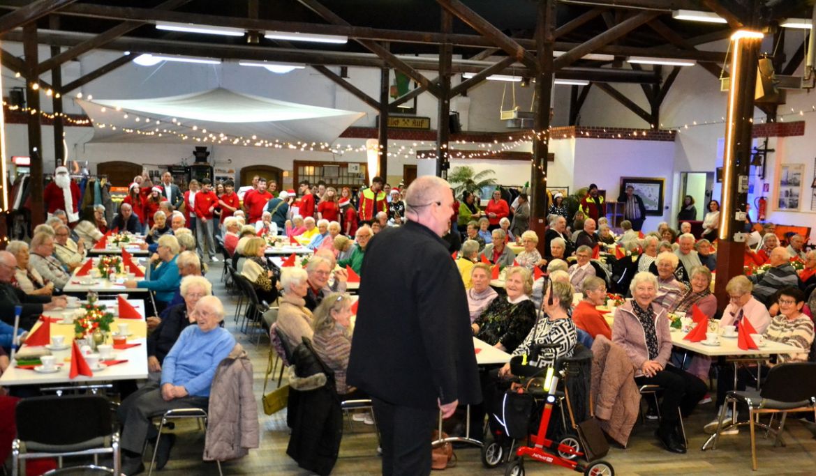 20251214 ASB-Seniorenweihnachtsfeier 01.JPG