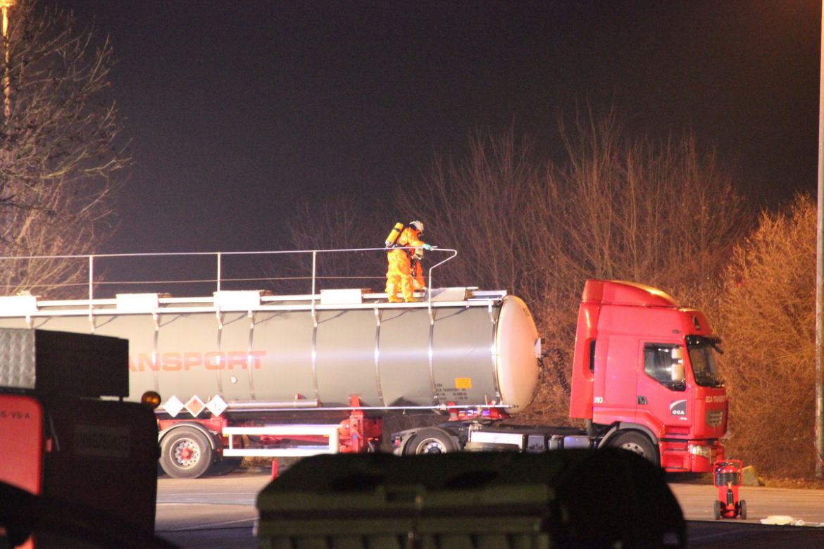 ASB unterstützt die Feuerwehr bei Einsatz auf der A2